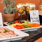 Spinola St Julian's Guest house 4*