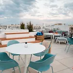 Spinola St Julian's Guest house 4*